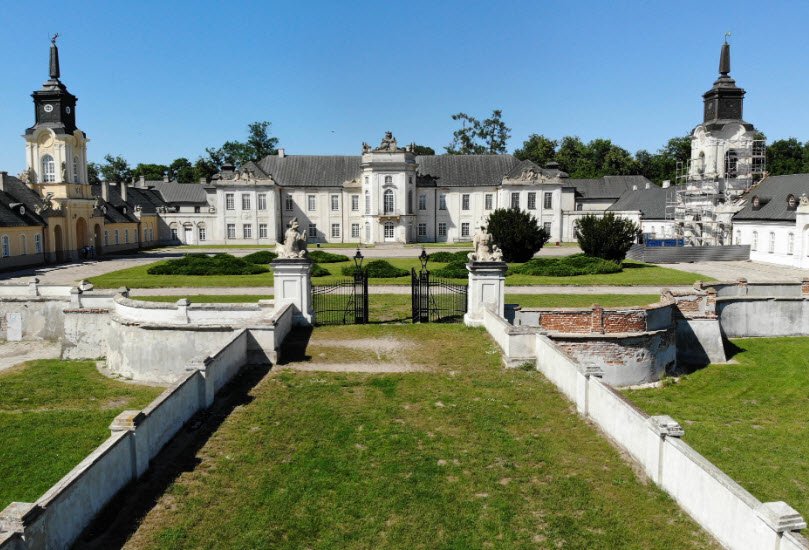 Pałac Potockich w Radzyniu Podlaskim, Poland